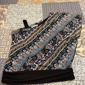 Floral One-Shoulder Top